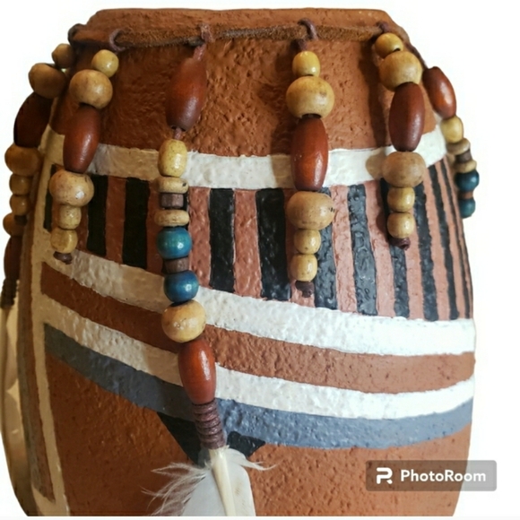 Eagle Spirit Decor Native Indian Clay Vase Mint VTG Ashton Drake 💜 - Picture 3 of 14